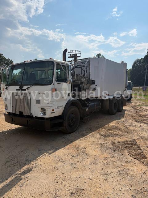 2006 Autocar WXR Expeditor Side Loader
