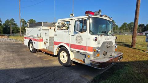 1970 Mack CF611F Fire Truck