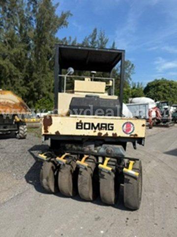 1988 Bomag BW12R 9 Wheel Self Propelled Pneumatic Compactor