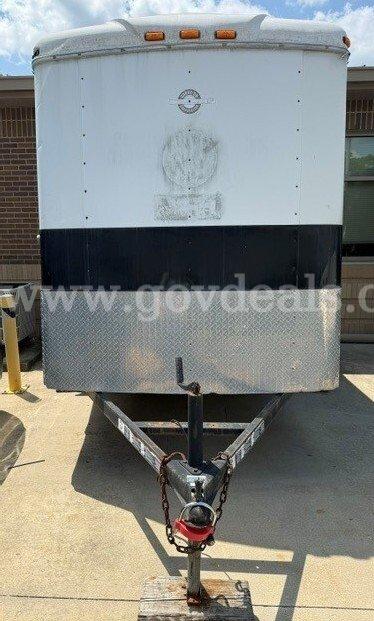 Carry-On Corporation enclosed trailer, 6ft x 10 ft, in great condition