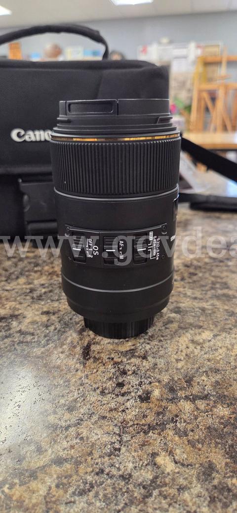 Lens Sigma 105mm DG Macro HSM