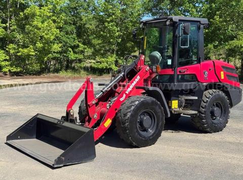 2021 YANMAR V8 WHEEL LOADER
