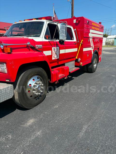 1989 Ford F800F Rescue Truck