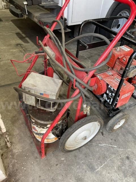 Battery powered grease gun