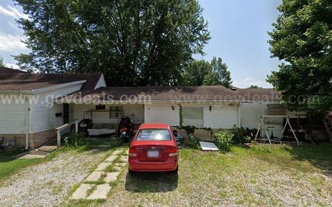 Tax Lien Certificate Sale - 701 S Center St, Fort Branch, IN 47648