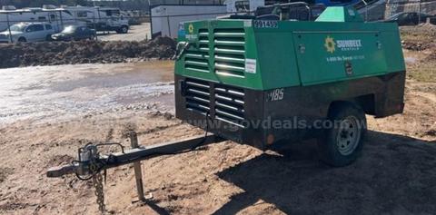 2017 Sullivan D185PDZSB 185 cfm Mobile Air Compressor