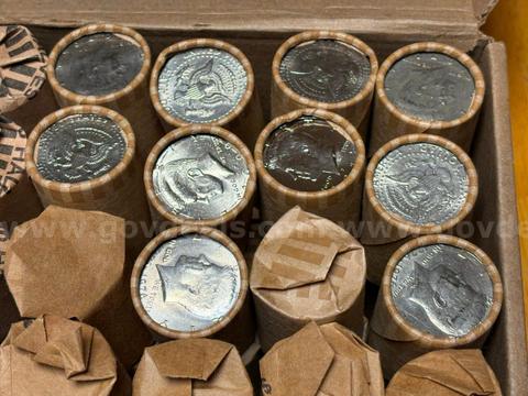 500$ BOX OF HALF DOLLAR COINS UNSEARCHED - SHIPPING ONLY - MA