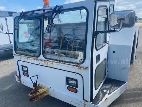 2001 S&S TUG GT50DZH AIRCRAFT PUSHBACK TRACTOR;60K