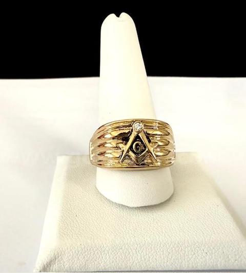 Beautiful, Men's, 24k Gold, Size 12 1/2, CZ Stone Masonic Ring