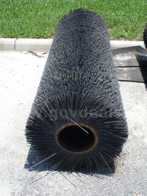 (1) USED, BLACK  STREET SWEEPER BRUSH