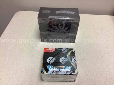 Pokémon Mega Evolution Pitch Black Elite Training Box, Pokémon Mega Evolution -Chaos Rising Booster Box containing 36pk