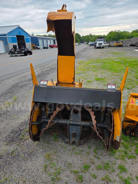 Trackless Snowblower