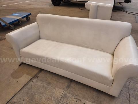 Lot of used vinyl coved pool furniture