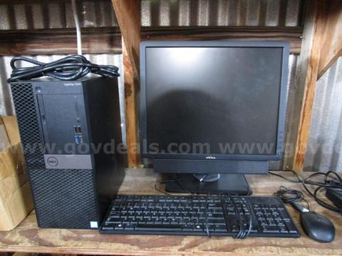USED DELL COMPUTER SET: (1) 19" DELL MONITOR; (1) DELL OPTIPLEX 7070; (1) DELL K