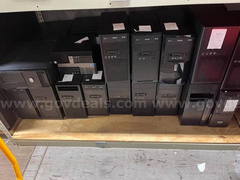 Lot of (31) Desktop Computers