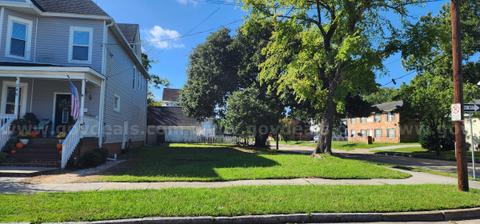 247 W 31st St