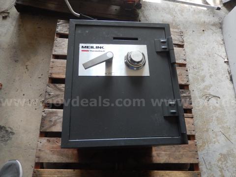 USED (1) MEILINK SAFE, FV1714, THERMOVAULT  22" H x 19" W x 19" L