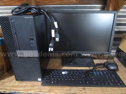 USED COMPUTER SET: (1) DELL OPTIPLEX 7070; (1) DELL 19" MONITOR; (1) DELL KEYBOARD; (1) DELL MOUSE