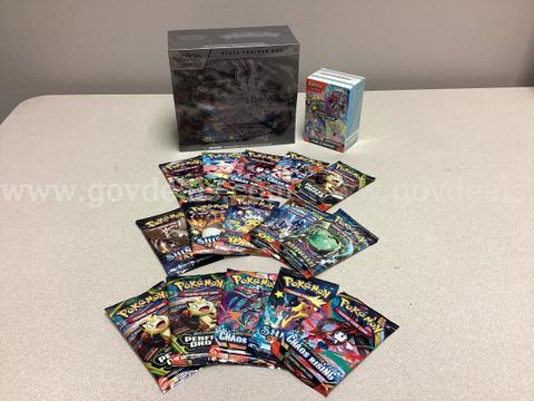 Pokémon Mega Evolution Pitch Black Elite Training Box, Pokémon Scarlet & Violet Journey together , 15 booster pack