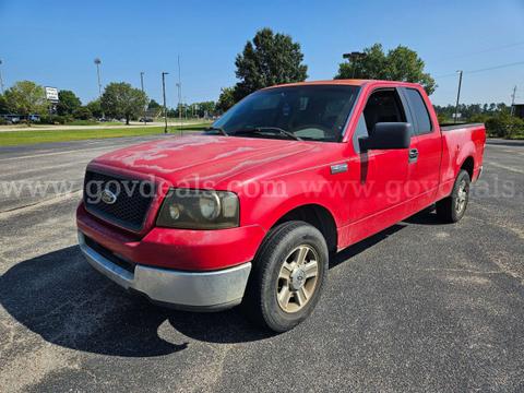 2005 Ford F-150 STX SuperCab 2WD