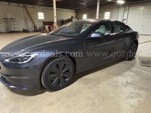 2024 Tesla Model S Hatchback (Electric)