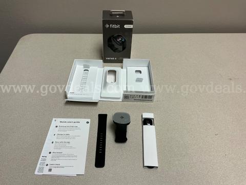 Fitbit Versa 4 , Fitness Smartwatch