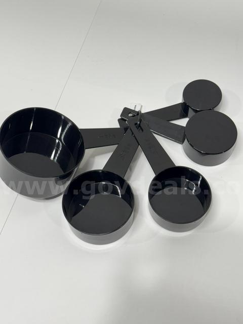 Brand New - Lot of 25 Measuring Cups, Plastic, Black - Shipping Available