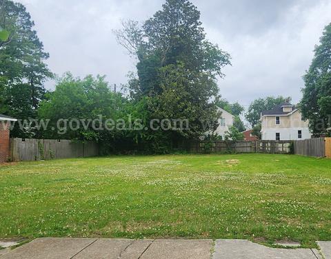 625 & 629 W 29th St
