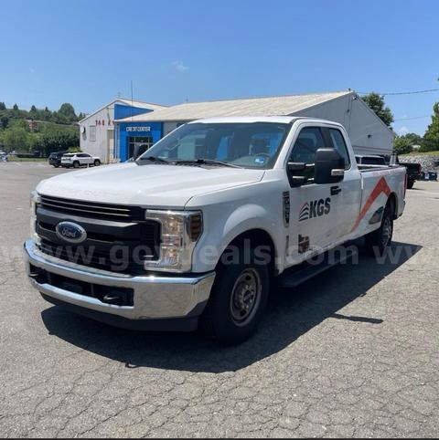 2019 Ford F-350 SD XL SuperCab Long Bed 2WD