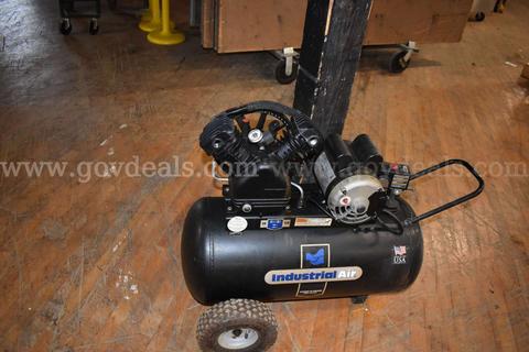 USED AIR COMPRESSOR, PARTS ONLY