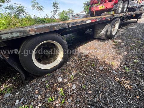 2007 Fontaine 53' Drop Deck Trailer (Step Deck)