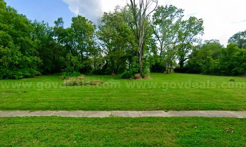 City Lot in Near Millikin University in Decatur, IL