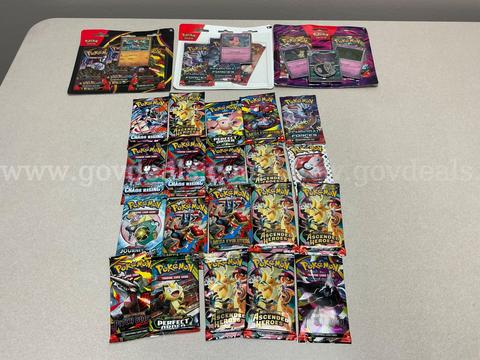 Pokémon mega pitch black ,Scarlet & Violets Temporal forces ;Pokemon TCG trading cards ,25 assorted boosters packs
