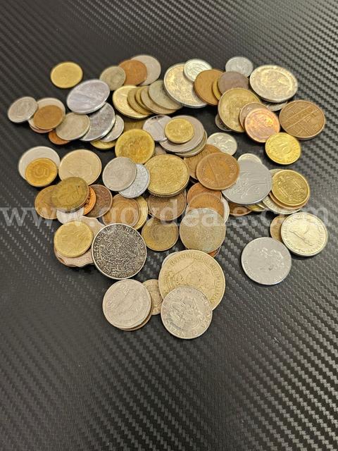 Large Lot of Foreign Coins, Great Collection Starter Bag