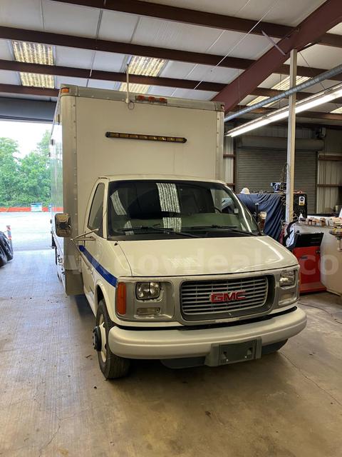 2001 GMC Savana