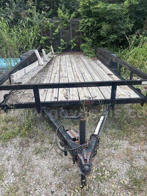 16 Foot Long Trailer