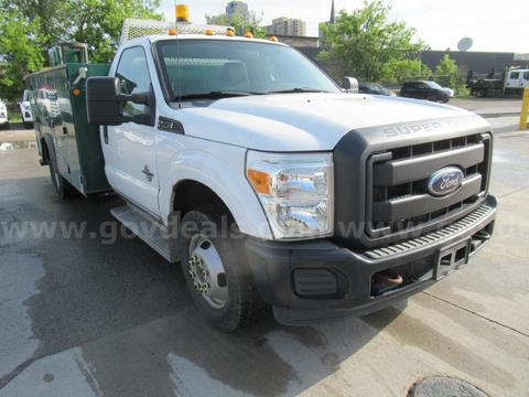 2012 Ford F-350 SD XL DRW 2WD Service Truck