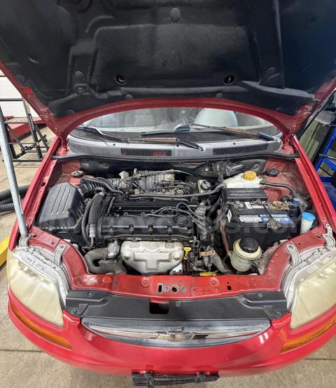 2004 Chevrolet Aveo Base 5-Door