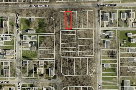 Residential Lot in Chicago Suburbs (Joliet, IL)