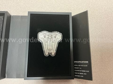 Metal .999.9 Fine Silver (Star Wars Mandalorian Bo-Katan’s 1oz silver,, Mythosaur (2oz)  total of (3 oz)