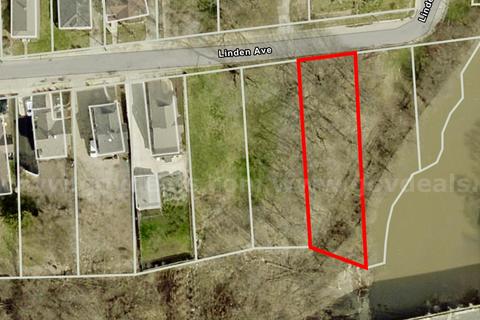 Residential Lot in Chicago Suburbs (Joliet, IL)