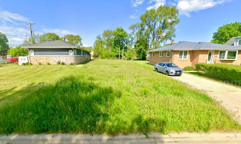 Residential Lot in Chicago Suburbs (Joliet, IL)