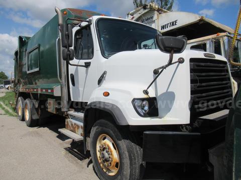 2013 Freightliner 108SD Garbage Packer