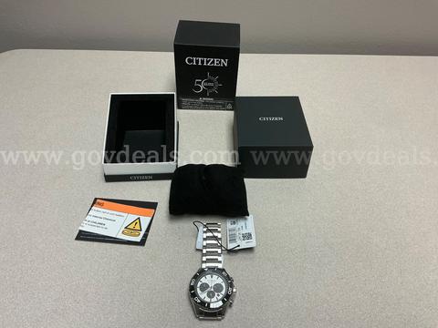 Men’s Citizen Eco-Drive Endeavors chronograph watch
