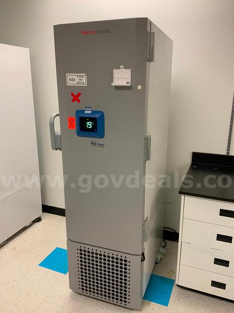 Thermo Scientific RDE30086FA 14.9 CuFt Revco RDE Series Ultra Low Temperature Upright Freezer -80C #D6