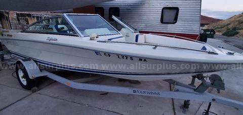 1991 Four Winns 18ft Boat with Matching Trailer
