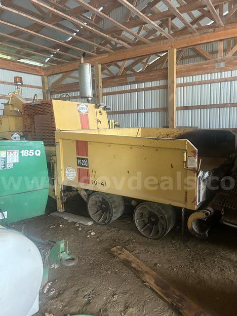 PF200 Paver