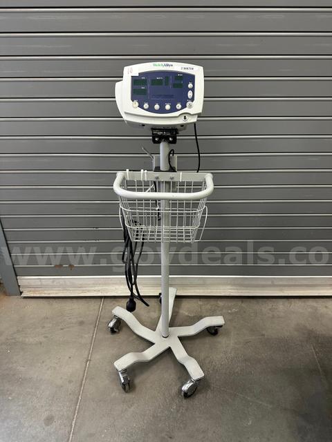 Welch Allyn 53NT0 Vital Signs Monitor