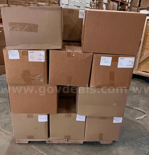 3 Pallets Anti-Fog Safety Goggles with Adjustable Head strap 20 Cases per pallet