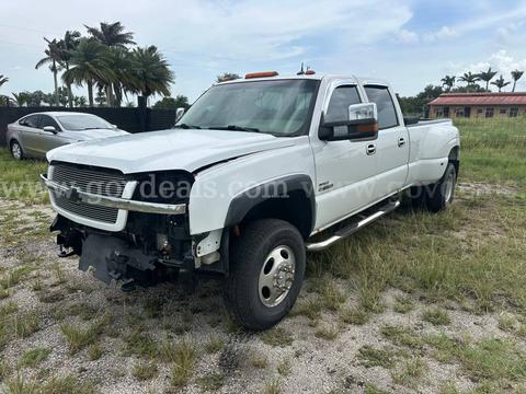 2004 Chevrolet Silverado 3500 LT Crew Cab 4WD